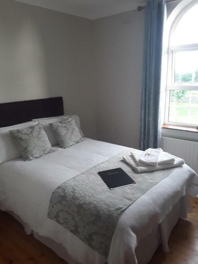 Craughwell Doonard Manor B&B מראה חיצוני תמונה